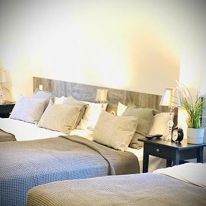 Standard Quintuple Room